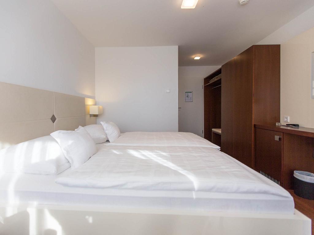 Hotel Seepark Garni Uberlingen Eksteriør billede